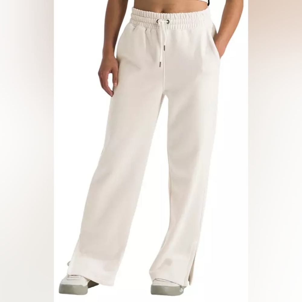 The North Face Evolution Cream Wide Leg Pants